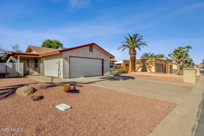 9311 Olive Ln, Sun Lakes, AZ 85248