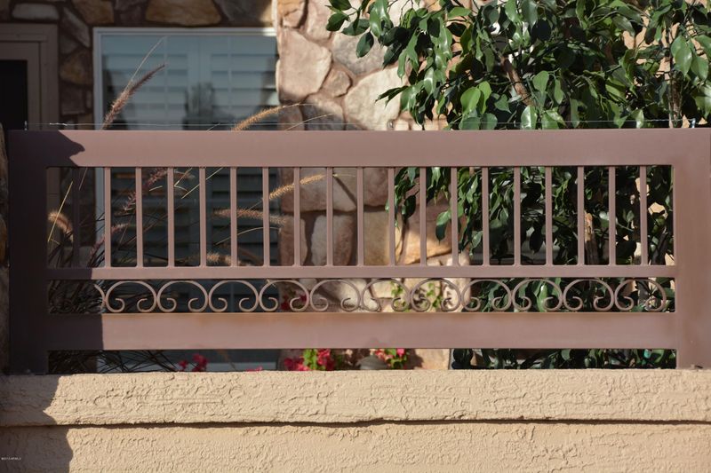 9314 E Coopers Hawk Dr, Sun Lakes, AZ 85248
