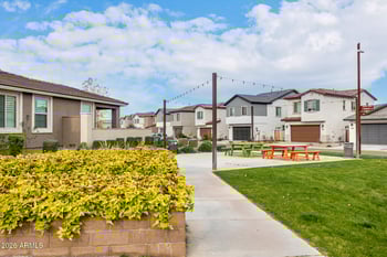 9314 Sequence Ave, Mesa, AZ 85212