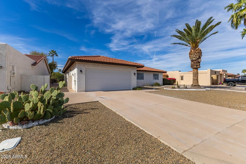 9315 Citrus Ln, Sun Lakes, AZ 85248