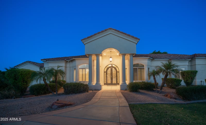 9315 Rita Ln, Tempe, AZ 85284