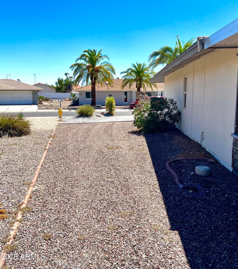 9315 Spanish Moss Ln, Sun City, AZ 85373