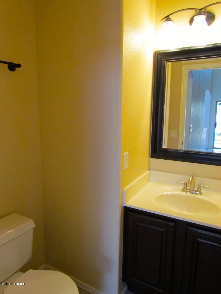 932 E Baylor Ln, Gilbert, AZ 85296