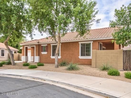 932 S Porter Ct, Gilbert, AZ 85296