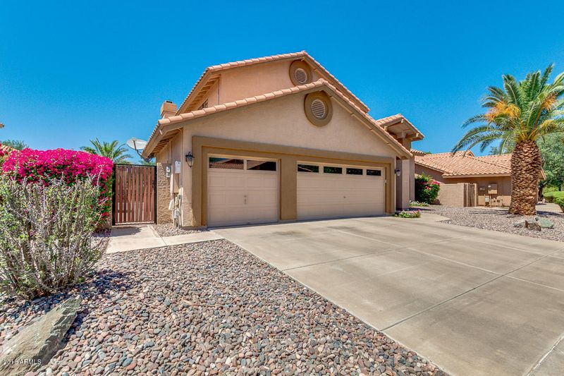 932 W Iris Dr, Gilbert, AZ 85233