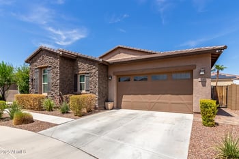 9320 Meadowbrook Ave, Phoenix, AZ 85037
