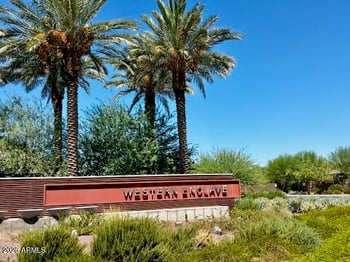 9320 Meadowbrook Ave, Phoenix, AZ 85037