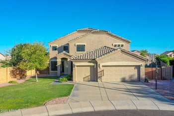 9321 Clara Ln, Peoria, AZ 85382