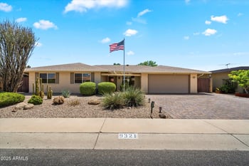 9321 Glen Oaks Cir, Sun City, AZ 85351