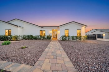 9321 Buckskin Trl, Peoria, AZ 85383