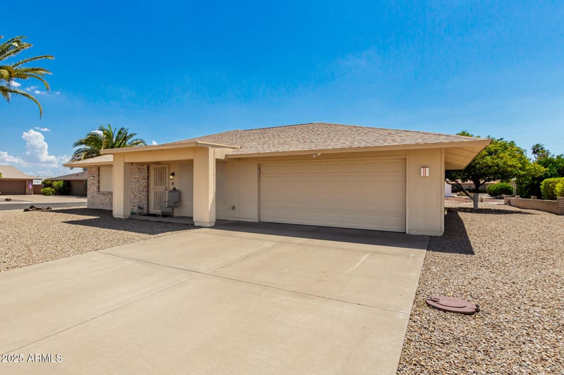 9321 Willowbrook Dr, Sun City, AZ 85373