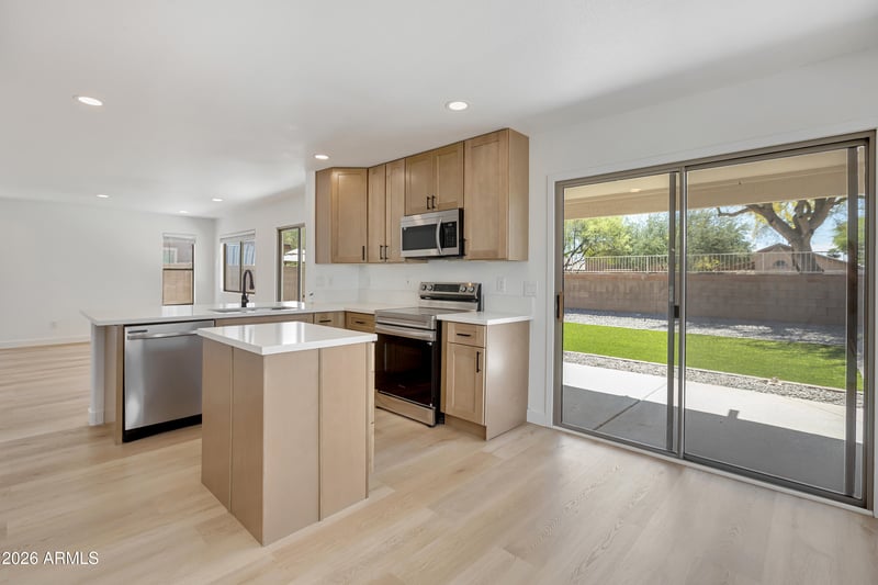 9323 E Plata Ave, Mesa, AZ 85212