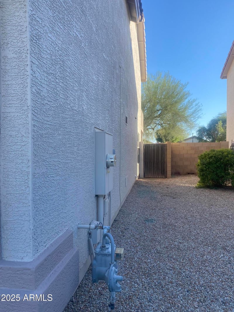 9323 Plata Ave, Mesa, AZ 85212