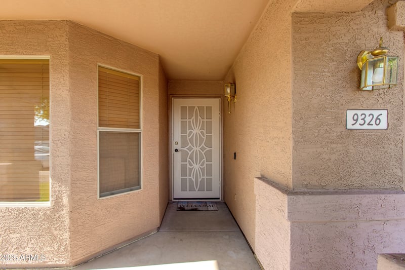9326 Pampa Ave, Mesa, AZ 85212