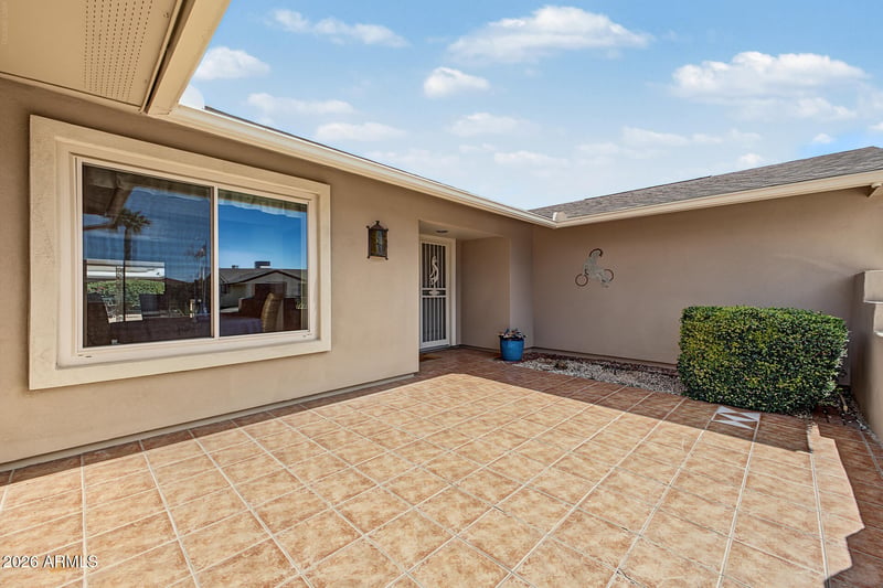 9326 W Glen Oaks Cir N, Sun City, AZ 85351