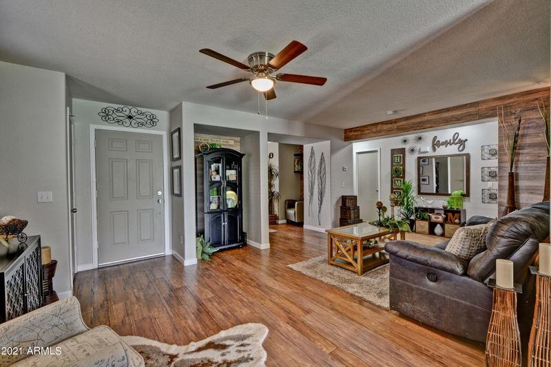 9326 W Runion Dr, Peoria, AZ 85382
