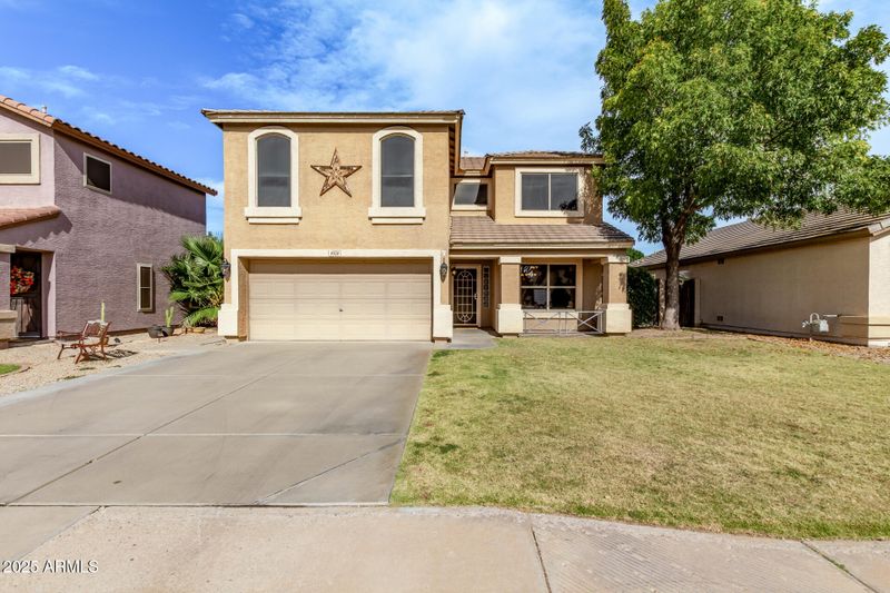 9328 E Osage Ave, Mesa, AZ 85212