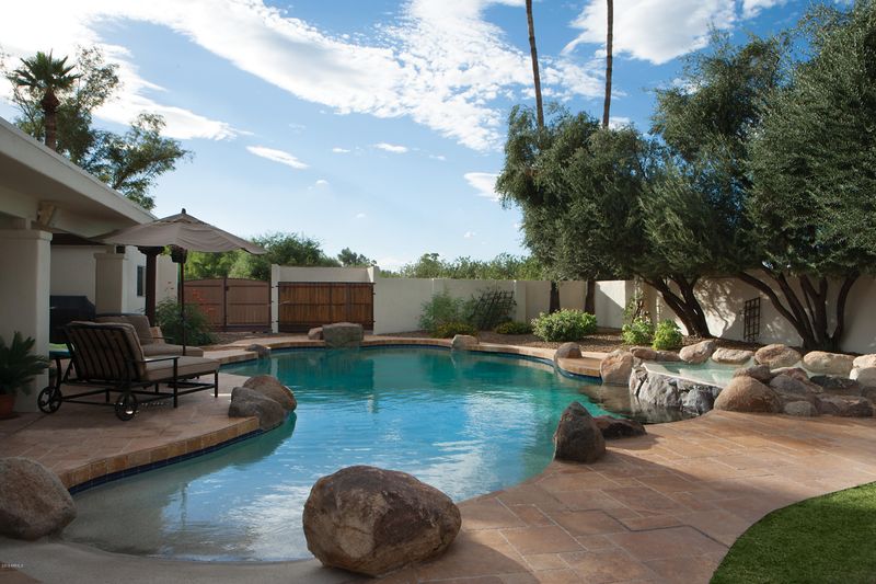 9328 N 69th St, Paradise Valley, AZ 85253
