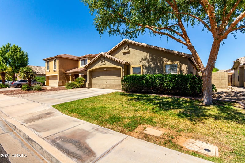 9328 Obispo Ave, Mesa, AZ 85212