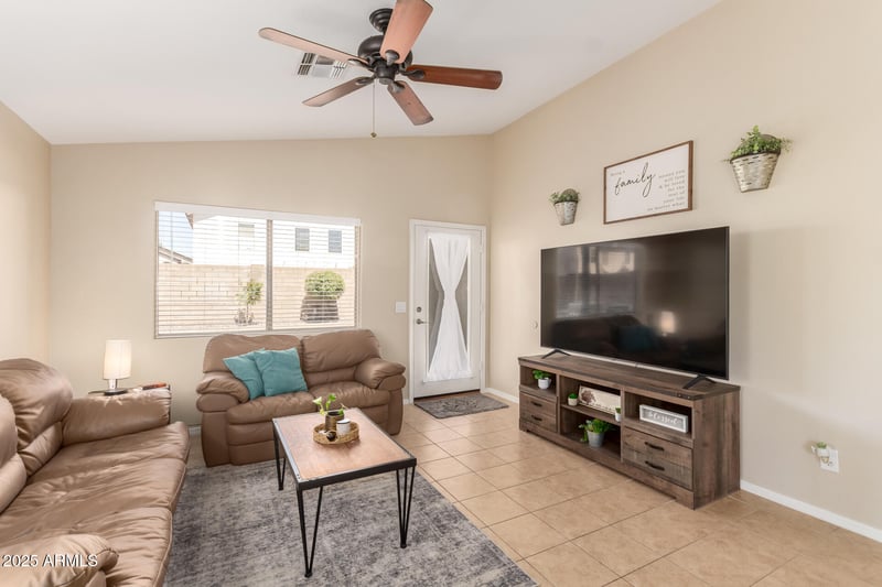 9328 Obispo Ave, Mesa, AZ 85212