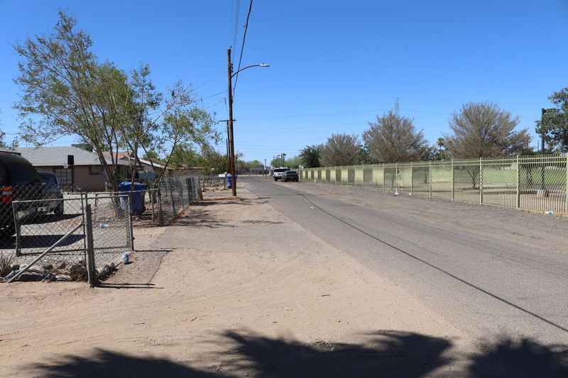 933-937 S 32nd Ave #-, Phoenix, AZ 85019