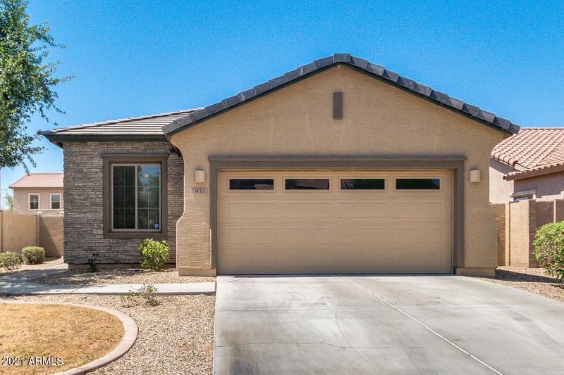 933 E Harrison Dr, Avondale, AZ 85323