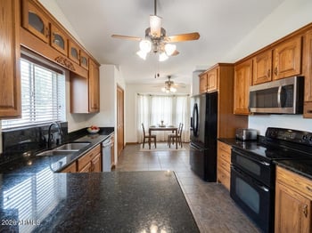 933 Sericin Cir, Mesa, AZ 85205