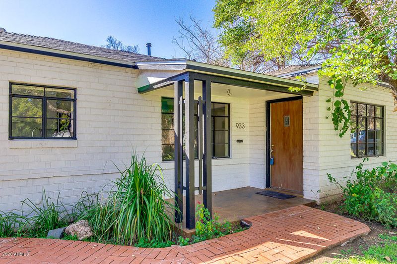 933 W Mackenzie Dr, Phoenix, AZ 85013