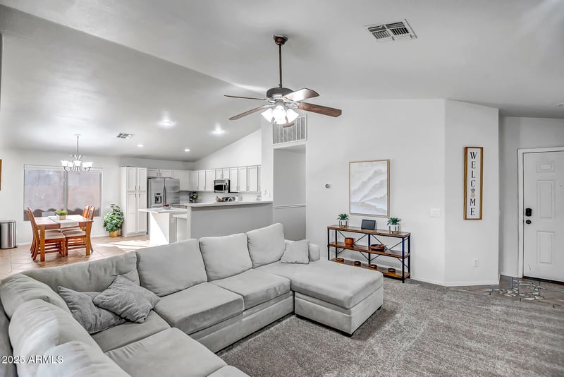 9331 Harmony Ln, Peoria, AZ 85382