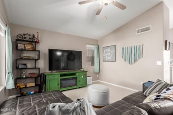 9331 Runion Dr, Peoria, AZ 85382