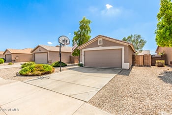 9331 Runion Dr, Peoria, AZ 85382