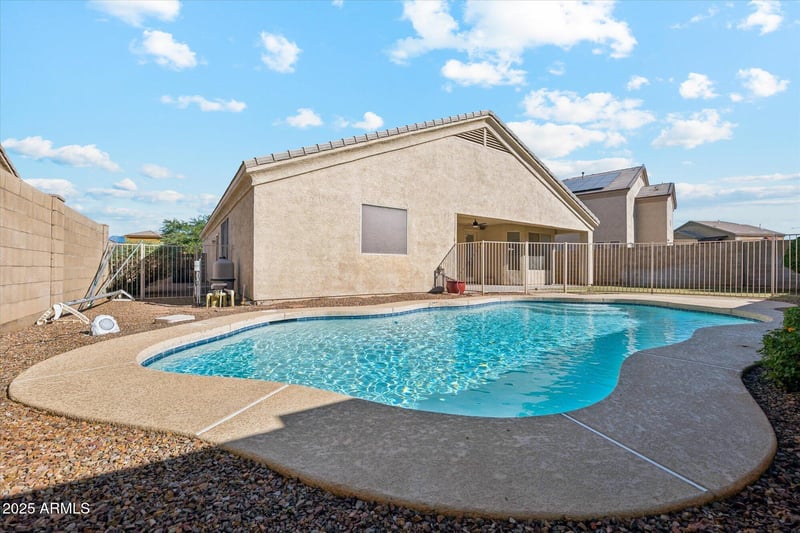 9333 Clara Ln, Peoria, AZ 85382