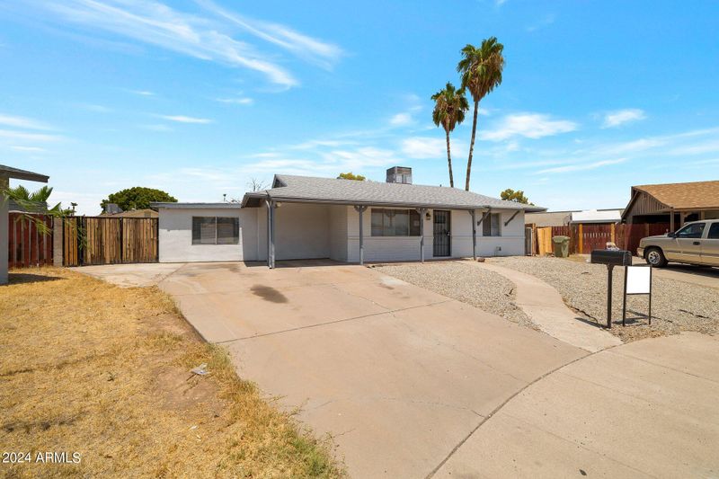 9333 N 44th Ave, Glendale, AZ 85302
