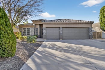 9333 Pontiac Dr, Peoria, AZ 85382