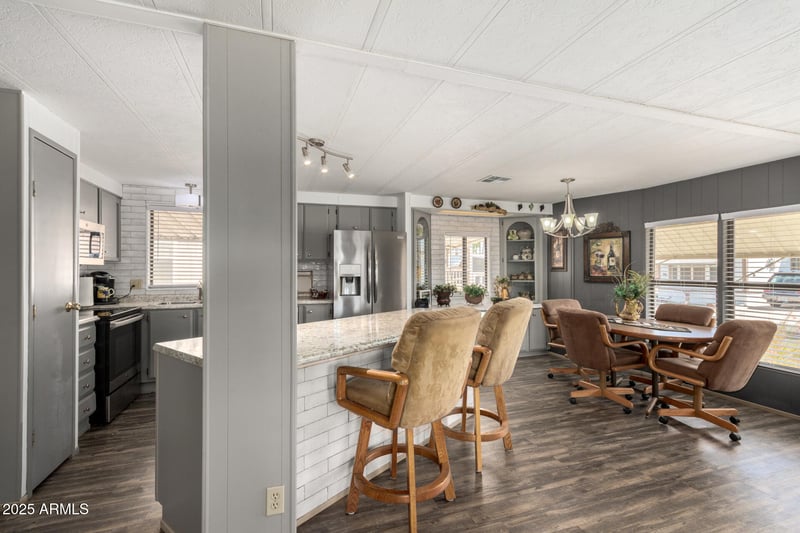 9333 University Dr #83, Mesa, AZ 85206