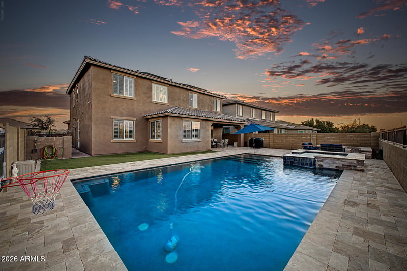9334 W White Feather Ln, Peoria, AZ 85383