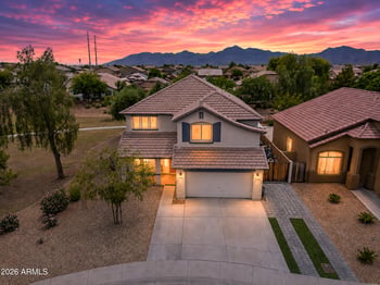 9335 Pioneer St, Tolleson, AZ 85353