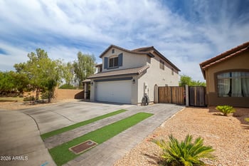 9335 Pioneer St, Tolleson, AZ 85353