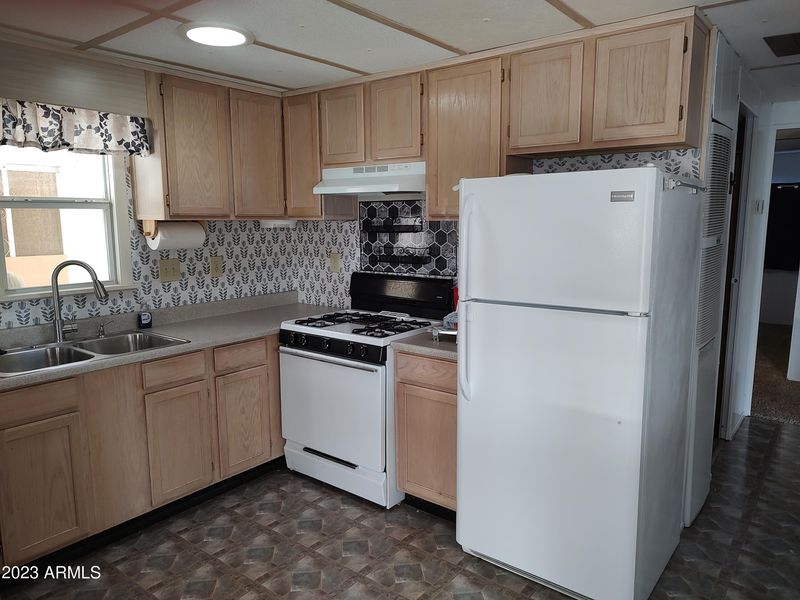 9336 E Edgewood Ave, Mesa, AZ 85208