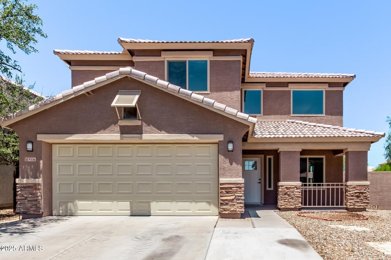 9336 Pioneer St, Tolleson, AZ 85353