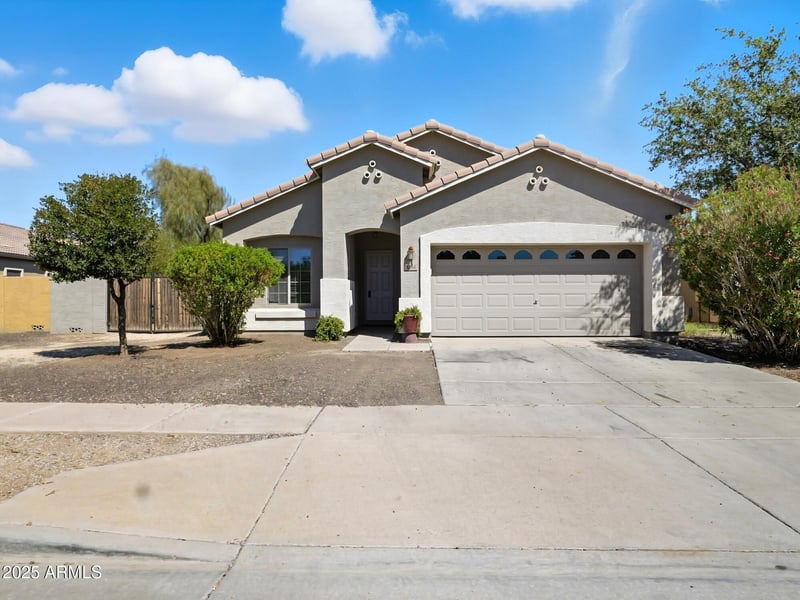 9336 Raymond St, Tolleson, AZ 85353