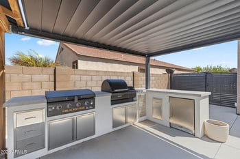 9336 W Georgia Ave, Glendale, AZ 85305