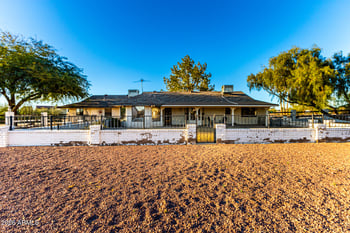 9337 111th Dr, Sun City, AZ 85351