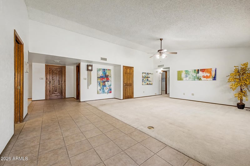9337 111th Dr, Sun City, AZ 85351