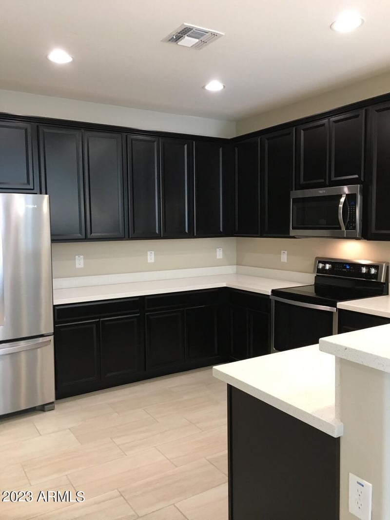9338 34th Dr, Laveen, AZ 85339