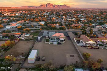 934 104th St, Mesa, AZ 85207