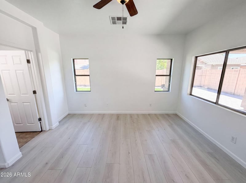 934 E Overlin Ln, Avondale, AZ 85323