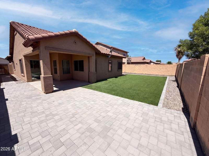 934 E Overlin Ln, Avondale, AZ 85323