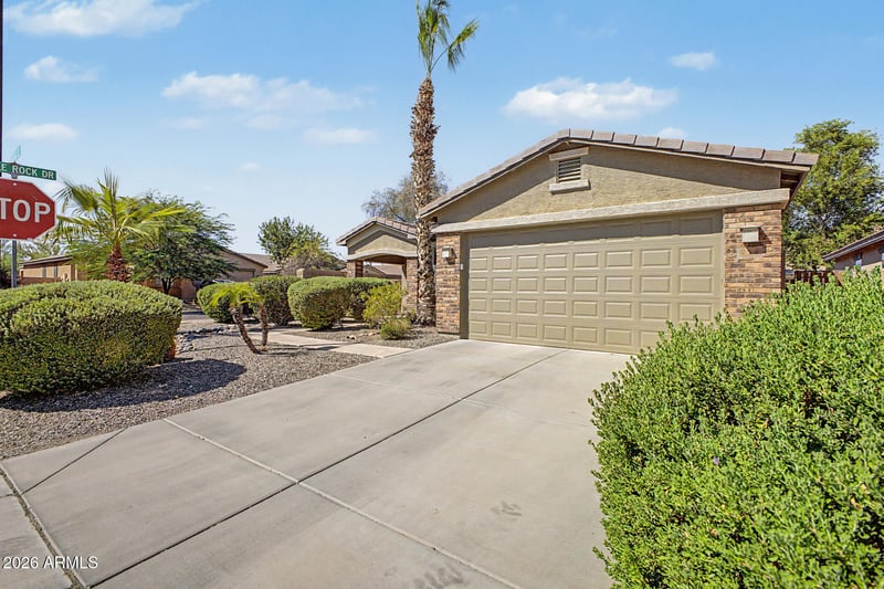 934 Saddleback Pl, San Tan Valley, AZ 85143