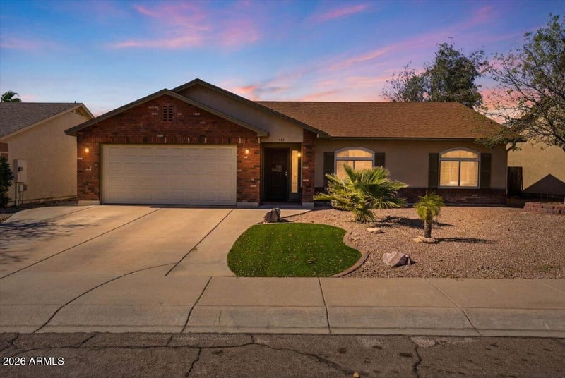 934 Mesquite Ave, Apache Junction, AZ 85120